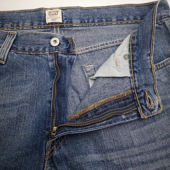 Levi's 527 Low Bootcut Medium Wash Men's Size 34/34 Blue Jeans - Picture 10 of 14